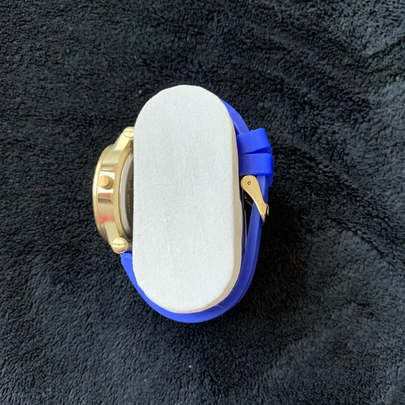 Watch bundle - Picture 3 of 6